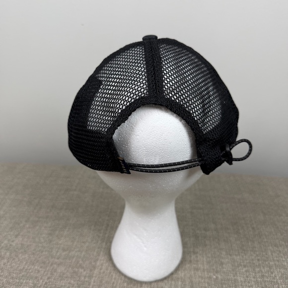 Roark Hat Black Mesh Peaking Packable Trucker Cap Running Trail Lightweight - Picture 4 of 11